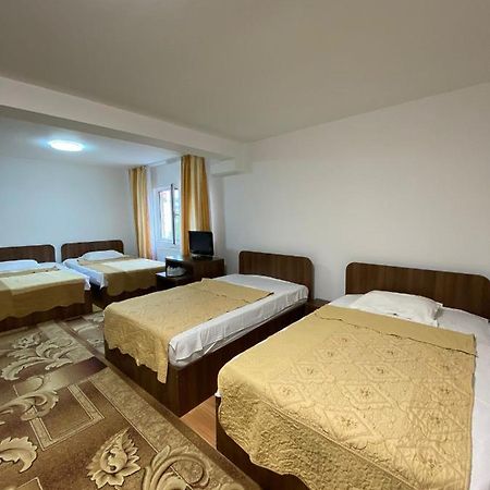 Aparthotel Global Boutique Braszów Zewnętrze zdjęcie