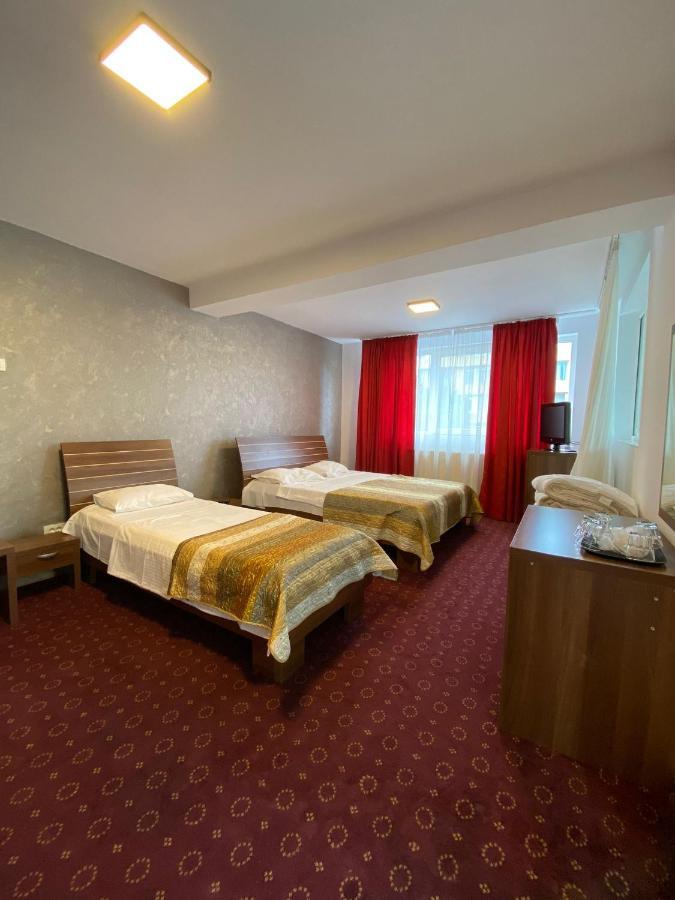 Aparthotel Global Boutique Braszów Zewnętrze zdjęcie